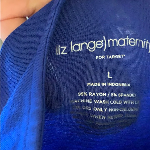 Maternity sleeve-less top in violet - Picture 6 of 6